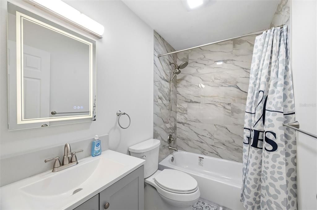 For Sale: $239,900 (3 beds, 2 baths, 1385 Square Feet)
