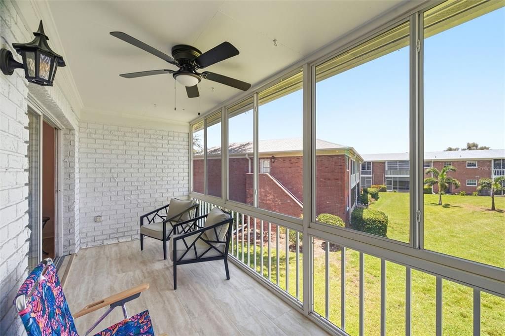 For Sale: $239,900 (3 beds, 2 baths, 1385 Square Feet)