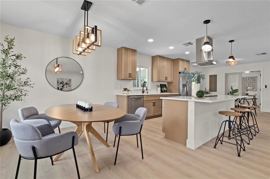 For Sale: $625,000 (5 beds, 2 baths, 1938 Square Feet)