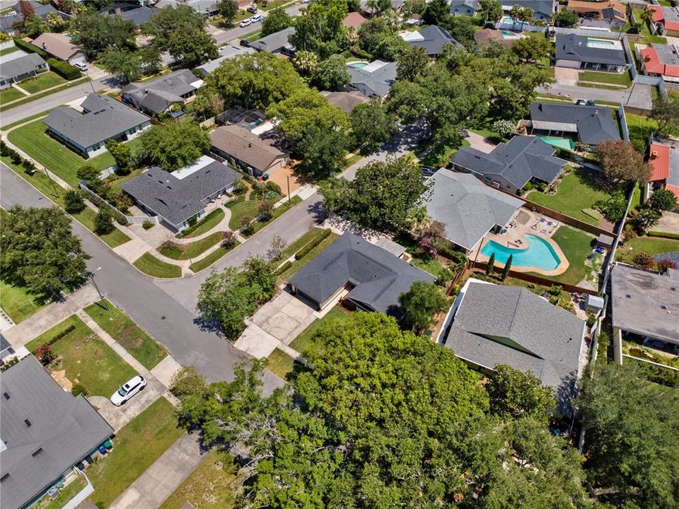 For Sale: $625,000 (5 beds, 2 baths, 1938 Square Feet)