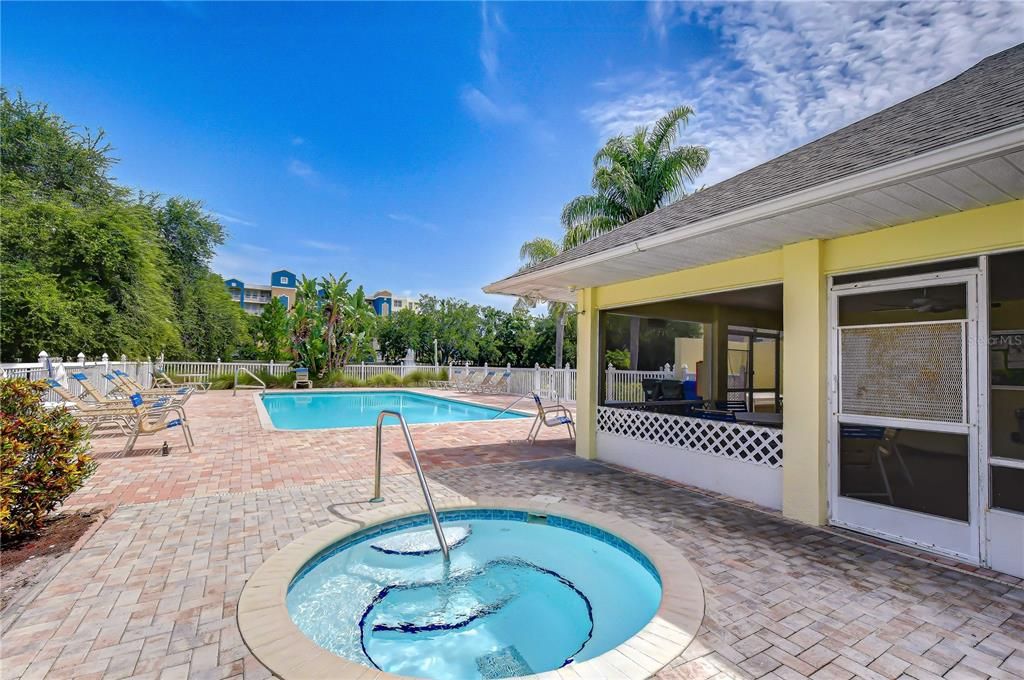 For Sale: $374,999 (4 beds, 3 baths, 1834 Square Feet)