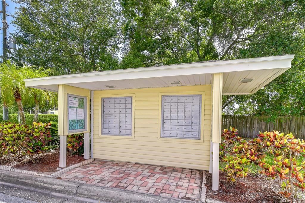 For Sale: $374,999 (4 beds, 3 baths, 1834 Square Feet)