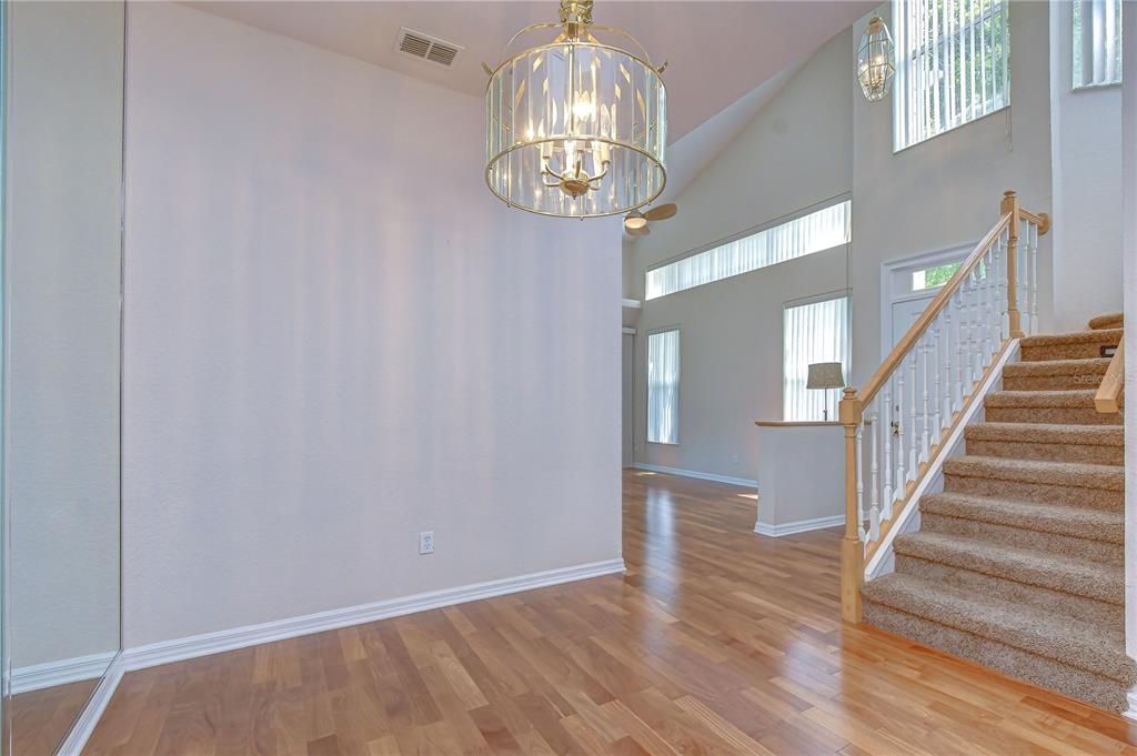 For Sale: $374,999 (4 beds, 3 baths, 1834 Square Feet)