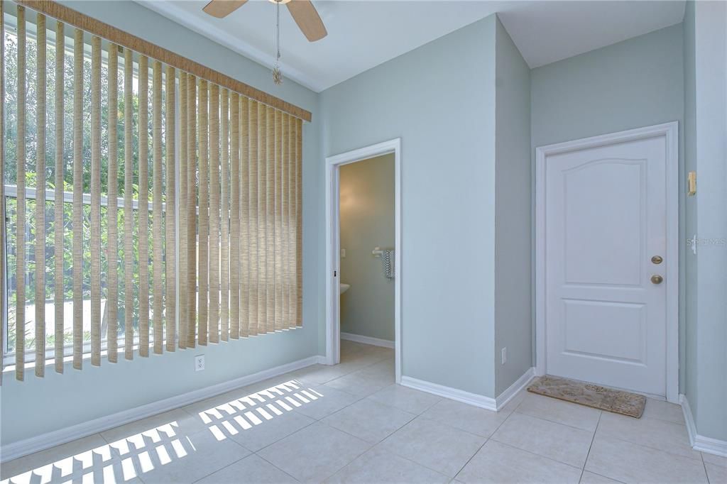 For Sale: $374,999 (4 beds, 3 baths, 1834 Square Feet)