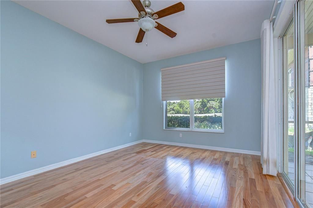 For Sale: $374,999 (4 beds, 3 baths, 1834 Square Feet)