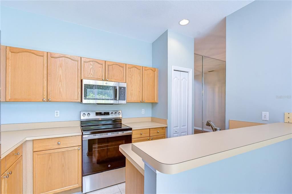 For Sale: $374,999 (4 beds, 3 baths, 1834 Square Feet)