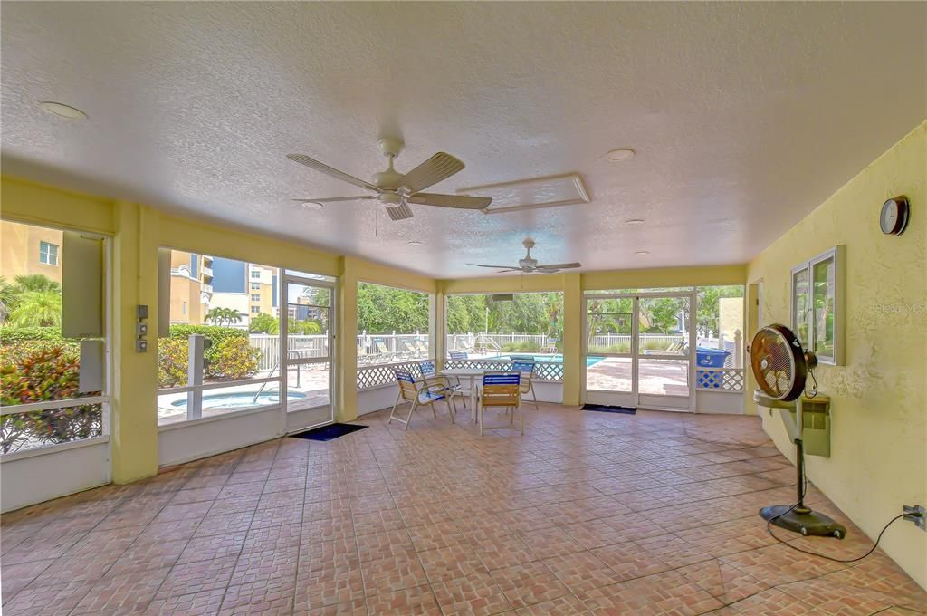 For Sale: $374,999 (4 beds, 3 baths, 1834 Square Feet)