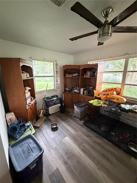 En Venta: $296,000 (4 camas, 2 baños, 1536 Pies cuadrados)