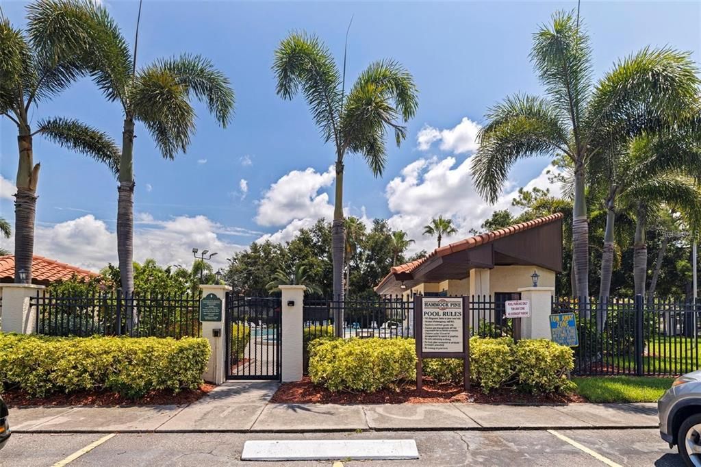 For Sale: $225,000 (2 beds, 2 baths, 1030 Square Feet)