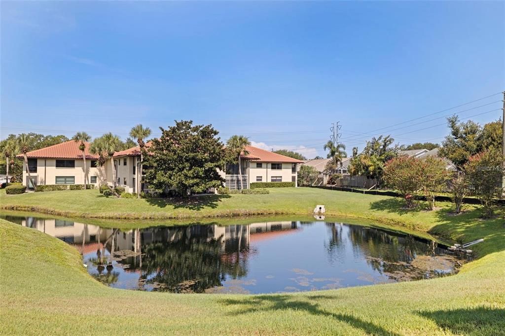 For Sale: $225,000 (2 beds, 2 baths, 1030 Square Feet)