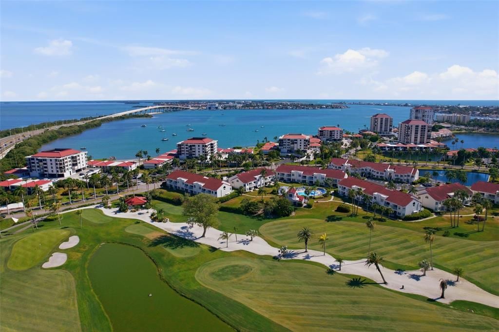 На продажу: $371,900 (2 спален, 2 ванн, 1140 Квадратных фут)