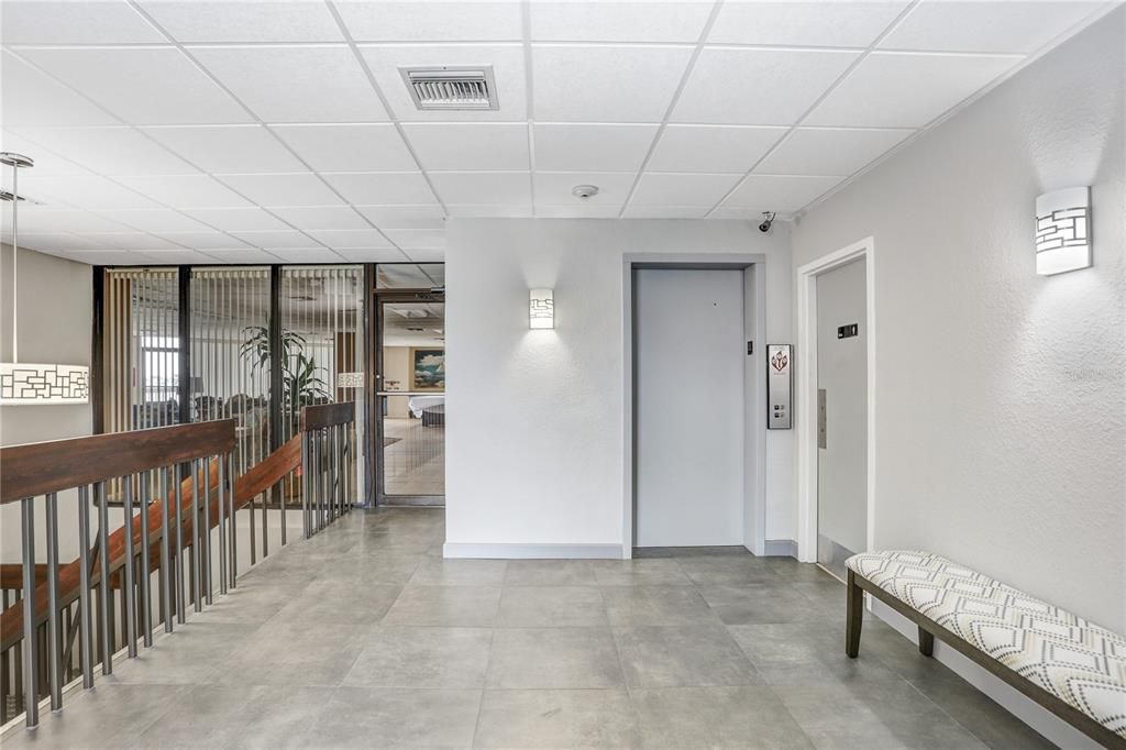 For Rent: $2,400 (2 beds, 2 baths, 1050 Square Feet)