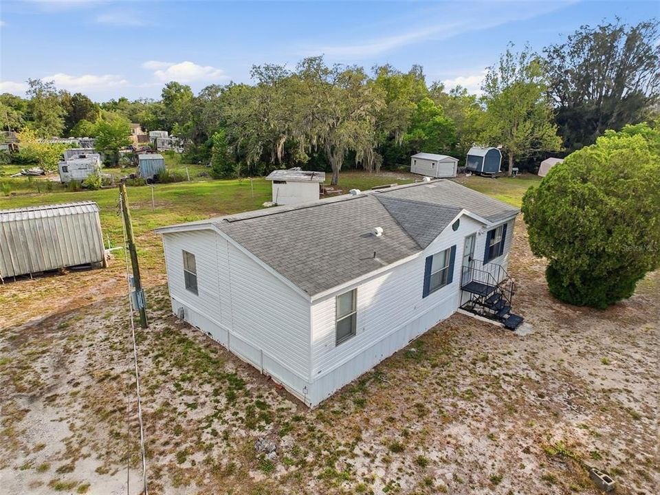 For Sale: $200,000 (3 beds, 2 baths, 960 Square Feet)