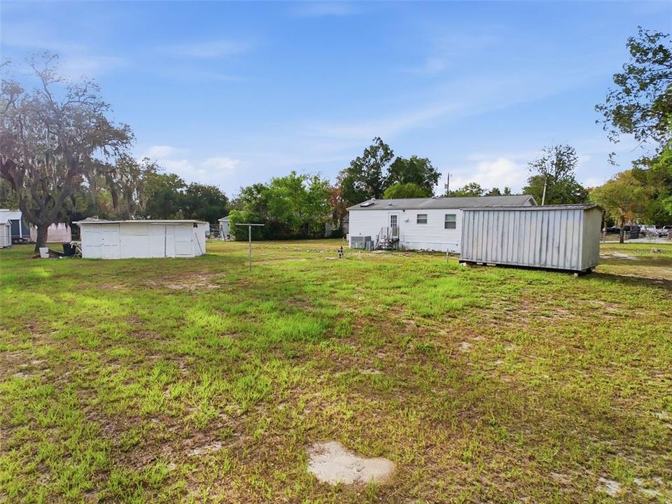 For Sale: $200,000 (3 beds, 2 baths, 960 Square Feet)