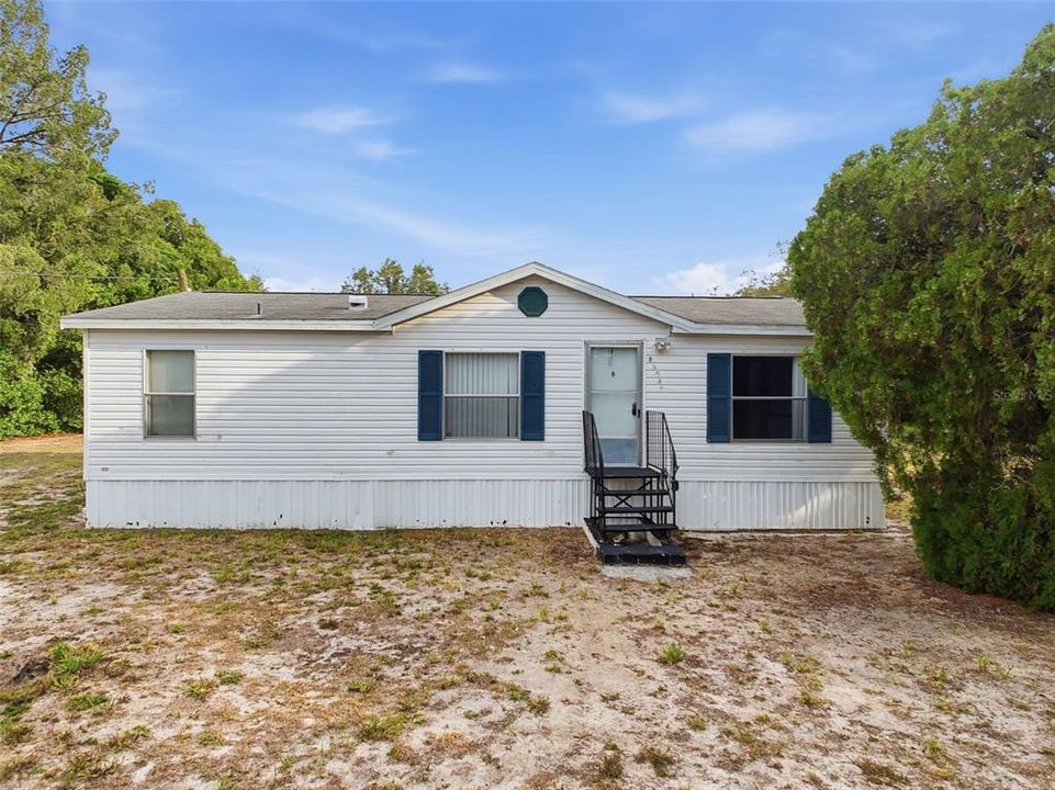 For Sale: $200,000 (3 beds, 2 baths, 960 Square Feet)