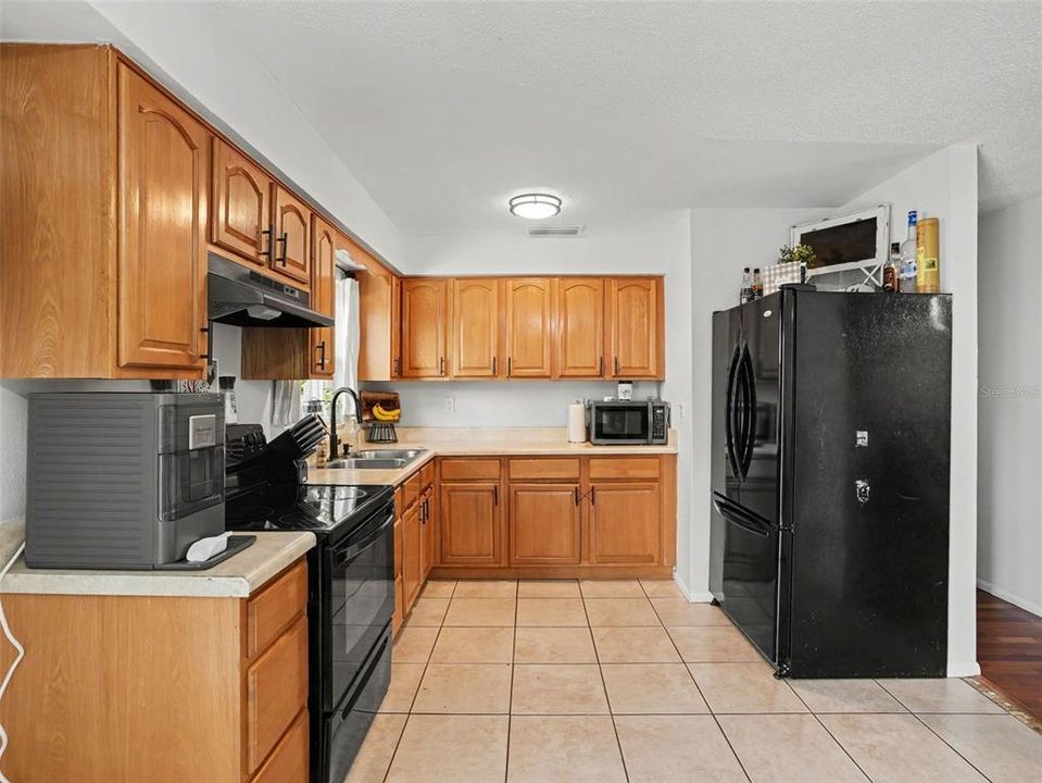 En Venta: $270,000 (3 camas, 2 baños, 1119 Pies cuadrados)