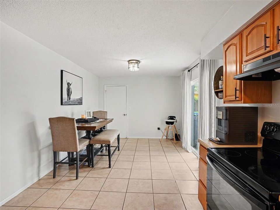 En Venta: $270,000 (3 camas, 2 baños, 1119 Pies cuadrados)