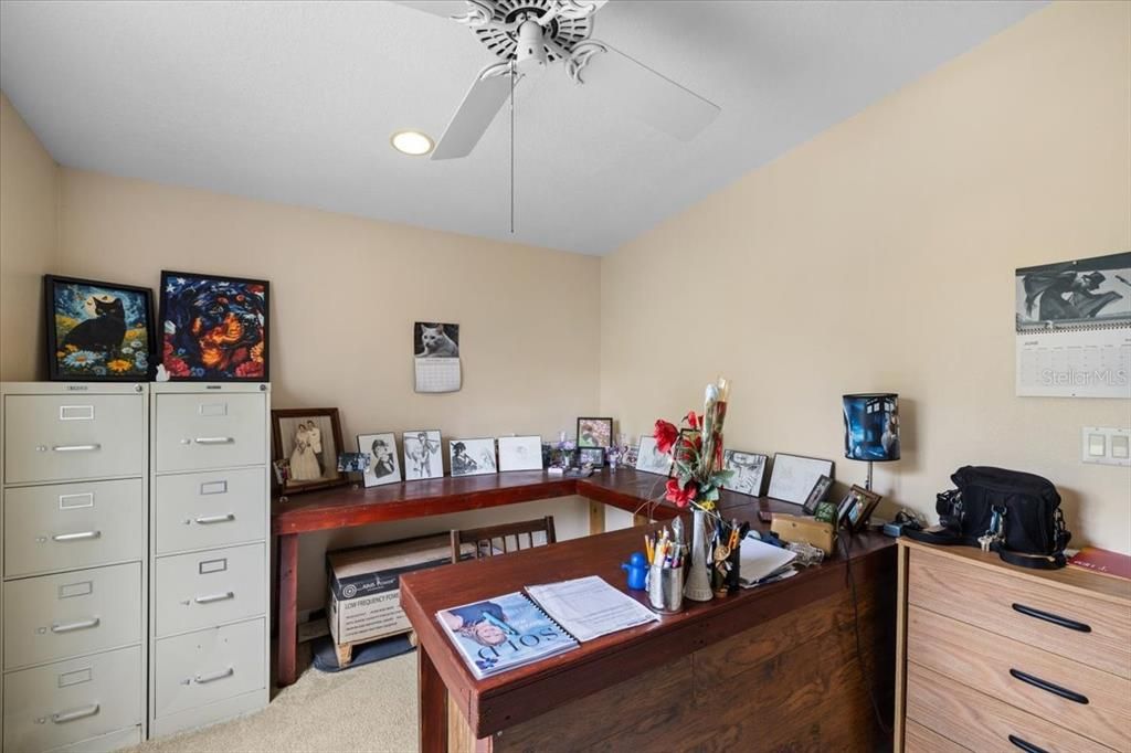For Sale: $1,600,000 (3 beds, 2 baths, 1404 Square Feet)