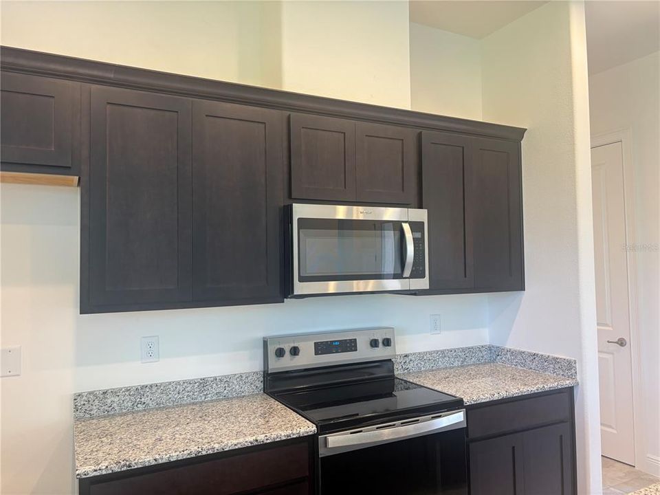 En Venta: $395,900 (3 camas, 2 baños, 1657 Pies cuadrados)