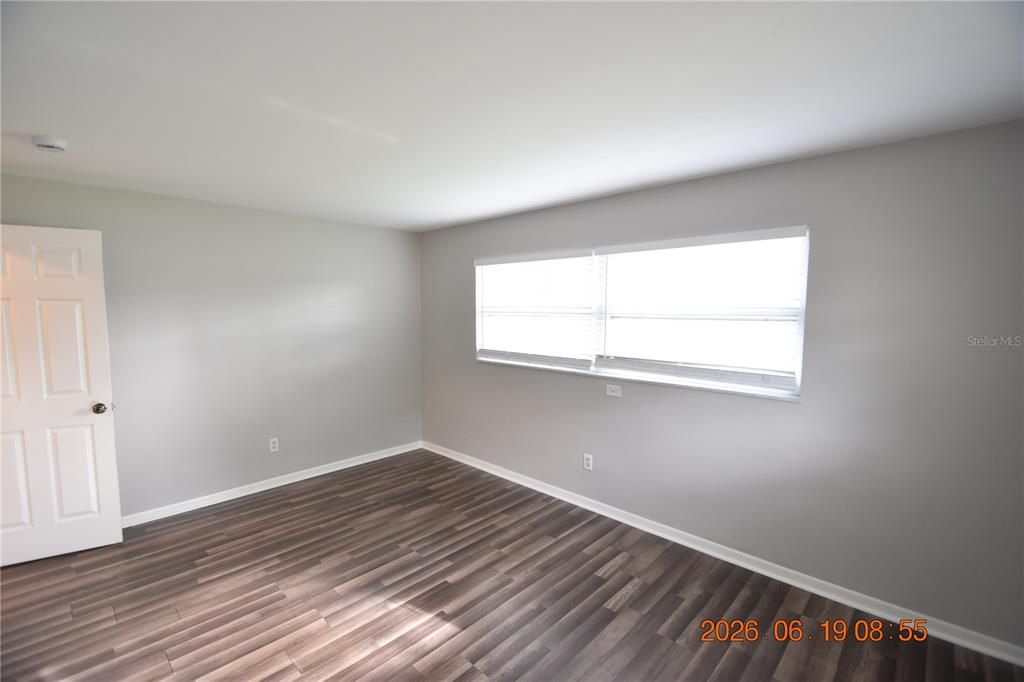 For Rent: $3,195 (3 beds, 3 baths, 2461 Square Feet)