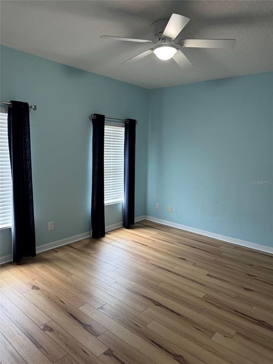 В аренду: $4,800 (6 спален, 4 ванн, 4403 Квадратных фут)