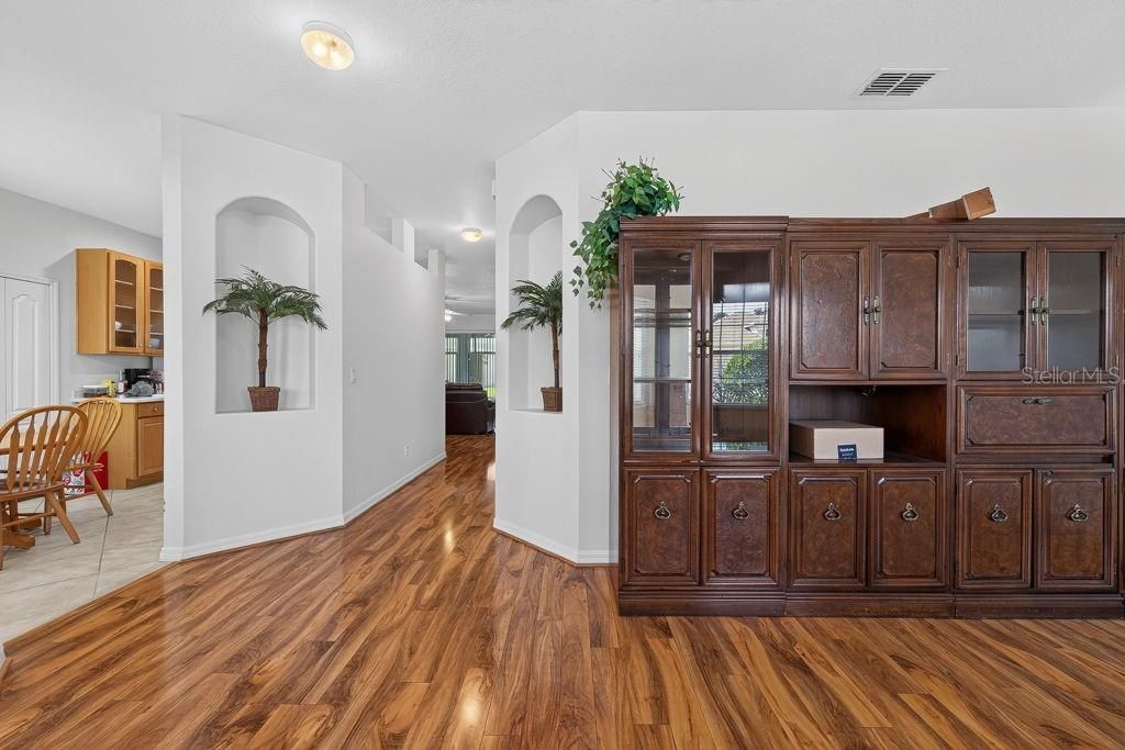 For Sale: $320,000 (3 beds, 2 baths, 2109 Square Feet)