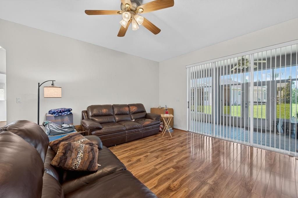 For Sale: $320,000 (3 beds, 2 baths, 2109 Square Feet)