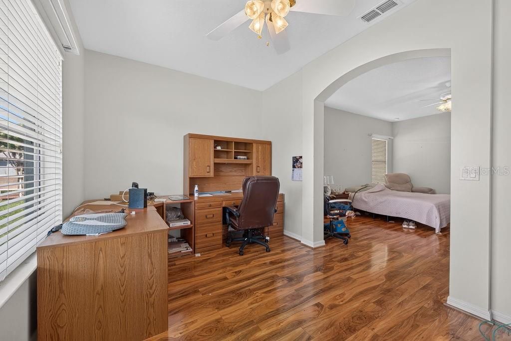 For Sale: $320,000 (3 beds, 2 baths, 2109 Square Feet)