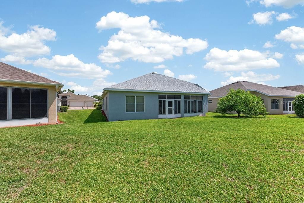 For Sale: $320,000 (3 beds, 2 baths, 2109 Square Feet)