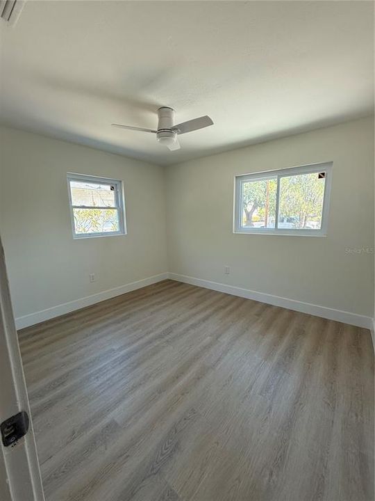 For Sale: $315,000 (3 beds, 1 baths, 965 Square Feet)