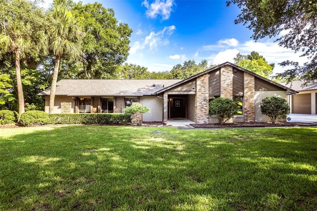 En Venta: $1,199,000 (5 camas, 3 baños, 2704 Pies cuadrados)