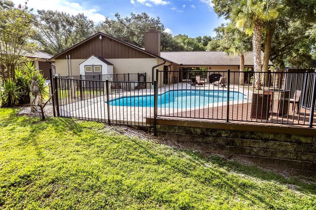 En Venta: $1,199,000 (5 camas, 3 baños, 2704 Pies cuadrados)