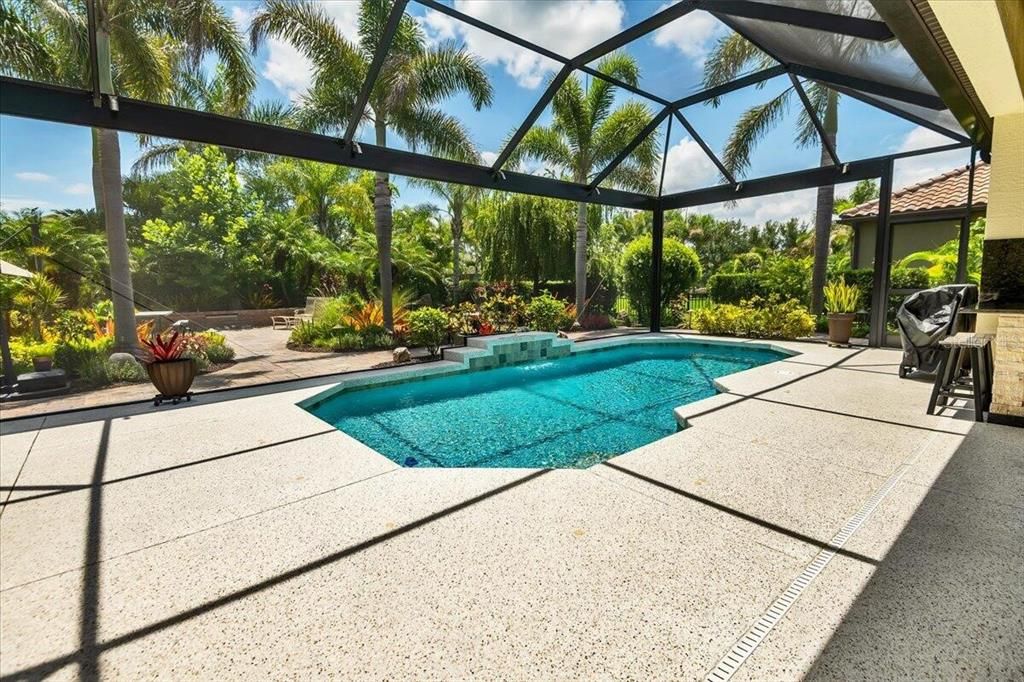 For Sale: $787,300 (3 beds, 3 baths, 2711 Square Feet)