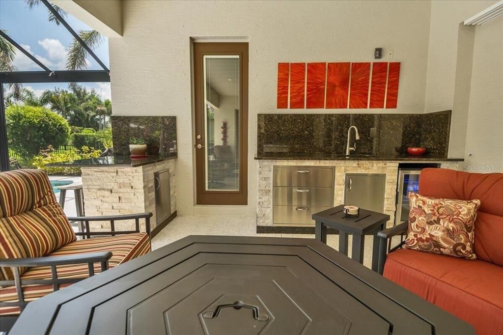 For Sale: $787,300 (3 beds, 3 baths, 2711 Square Feet)