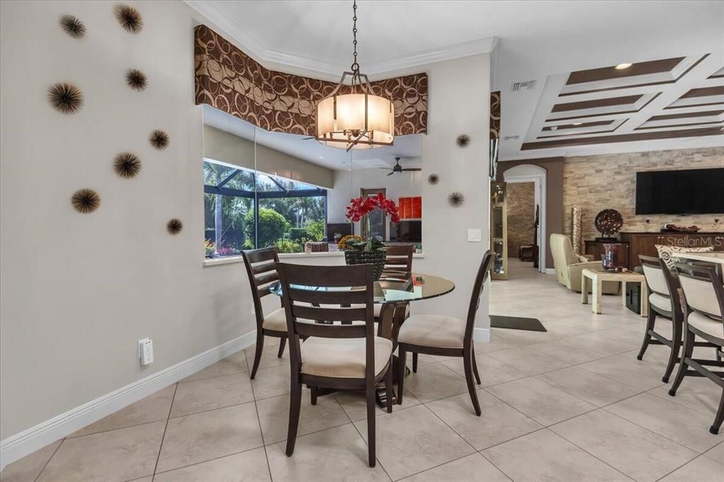 For Sale: $787,300 (3 beds, 3 baths, 2711 Square Feet)