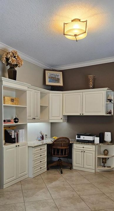 For Sale: $787,300 (3 beds, 3 baths, 2711 Square Feet)