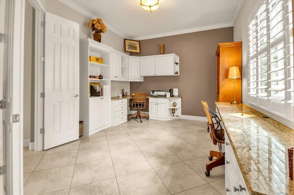 For Sale: $787,300 (3 beds, 3 baths, 2711 Square Feet)