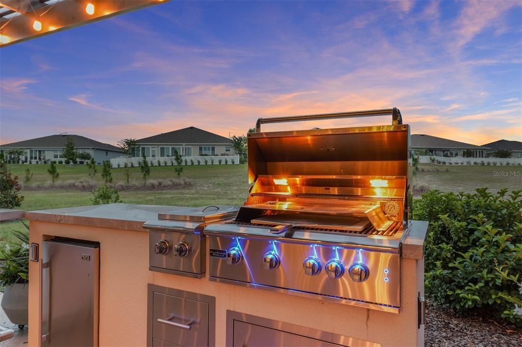 En Venta: $450,000 (2 camas, 2 baños, 2104 Pies cuadrados)