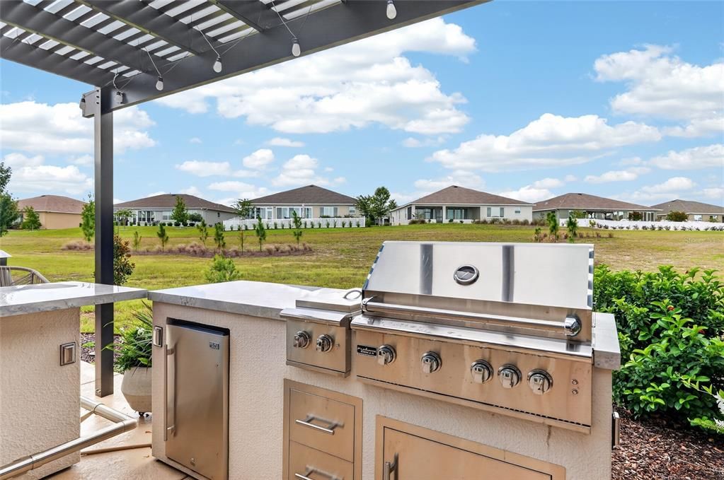 En Venta: $450,000 (2 camas, 2 baños, 2104 Pies cuadrados)