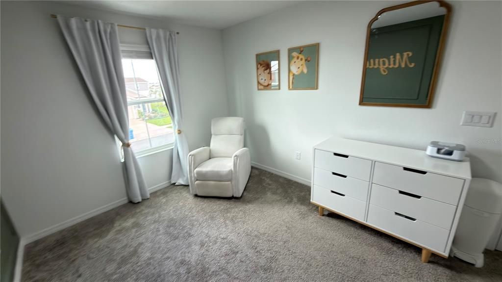 For Sale: $320,000 (4 beds, 2 baths, 1931 Square Feet)