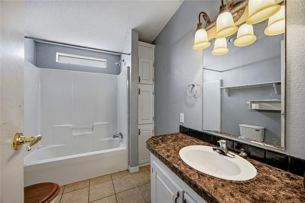 For Sale: $149,000 (3 beds, 2 baths, 1620 Square Feet)