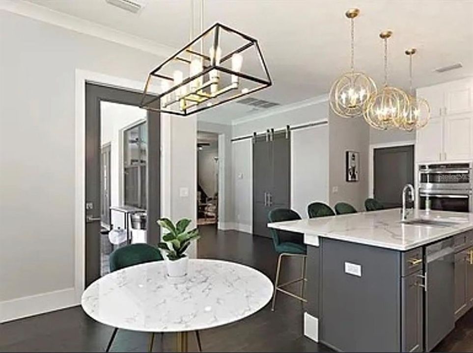 For Rent: $8,295 (4 beds, 5 baths, 3295 Square Feet)