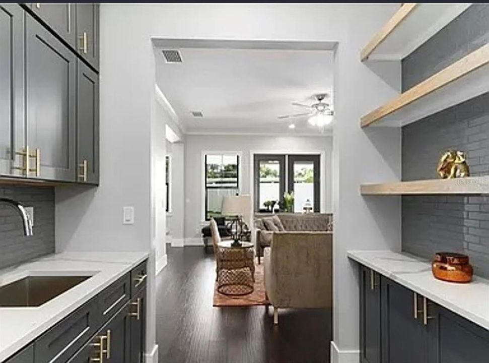 For Rent: $8,295 (4 beds, 5 baths, 3295 Square Feet)