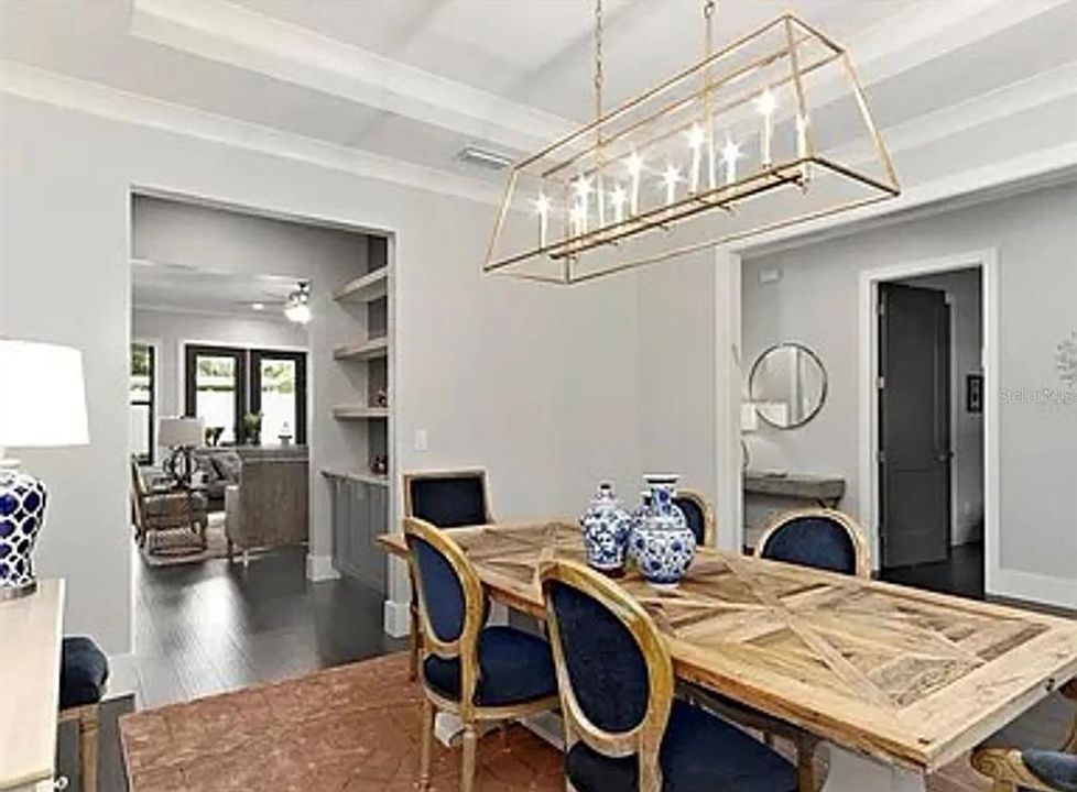 For Rent: $8,295 (4 beds, 5 baths, 3295 Square Feet)