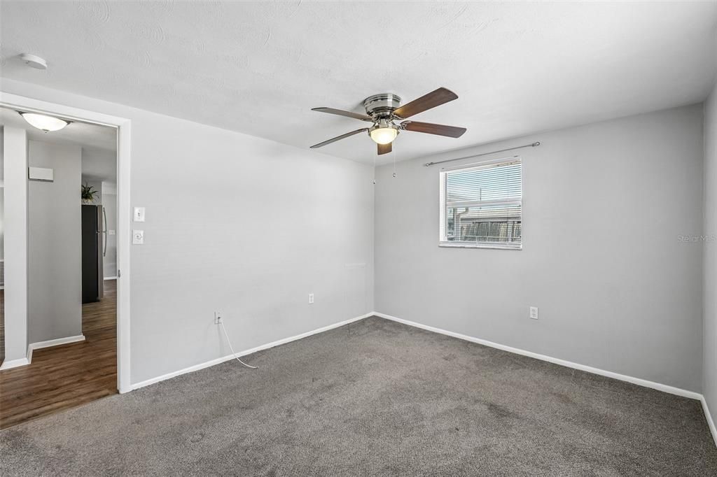 For Sale: $247,900 (2 beds, 2 baths, 1060 Square Feet)