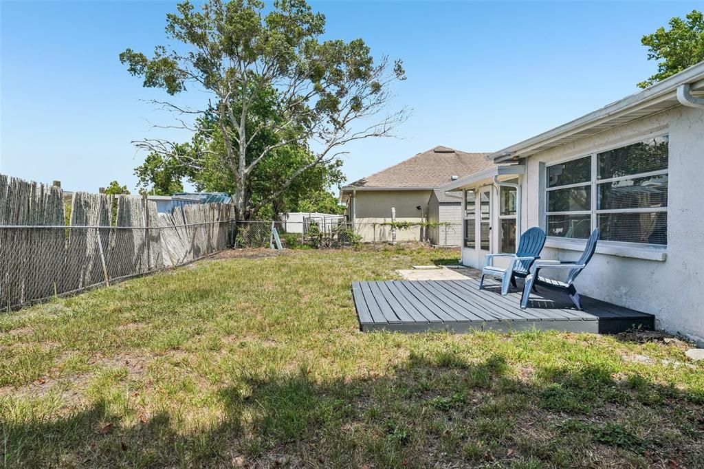For Sale: $247,900 (2 beds, 2 baths, 1060 Square Feet)