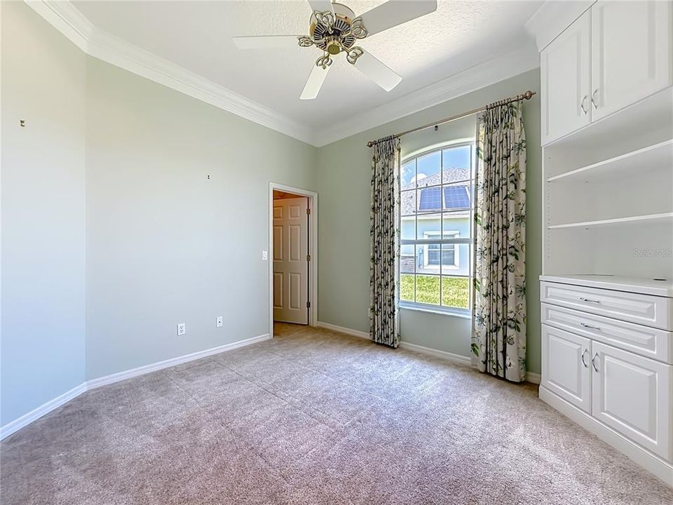 For Sale: $699,000 (4 beds, 2 baths, 2383 Square Feet)