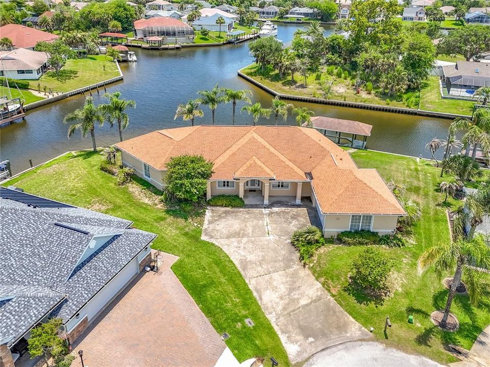 For Sale: $699,000 (4 beds, 2 baths, 2383 Square Feet)