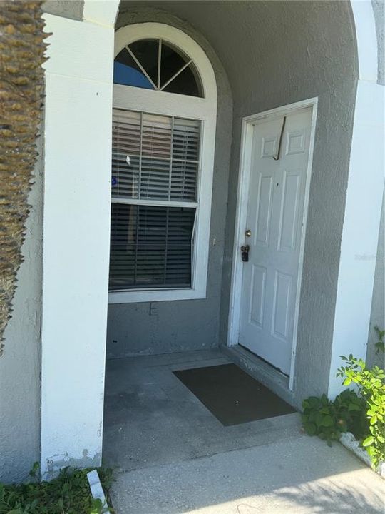 For Rent: $1,800 (3 beds, 2 baths, 1107 Square Feet)