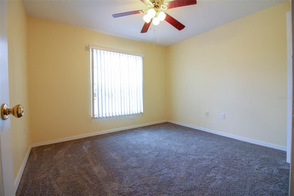 For Rent: $2,100 (4 beds, 2 baths, 1544 Square Feet)
